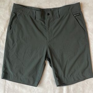 Mens size 36 Gold Gods shorts in Gray